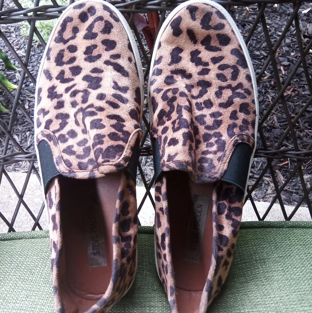 Steve Madden Emlen Cheetah Print Slip On Sneakers Women's Size 8.5.
